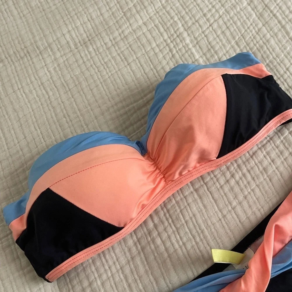 Gianni Bini Colorblock Bikini Set - Black, Blue, and Pink size S/M